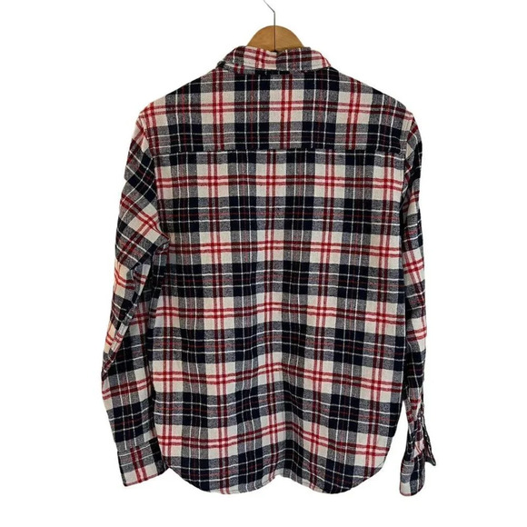 Tallwoods Mens Flannel Button Up Shirt Size Medium Front Pocket Plaid Red Navy - Picture 2 of 4